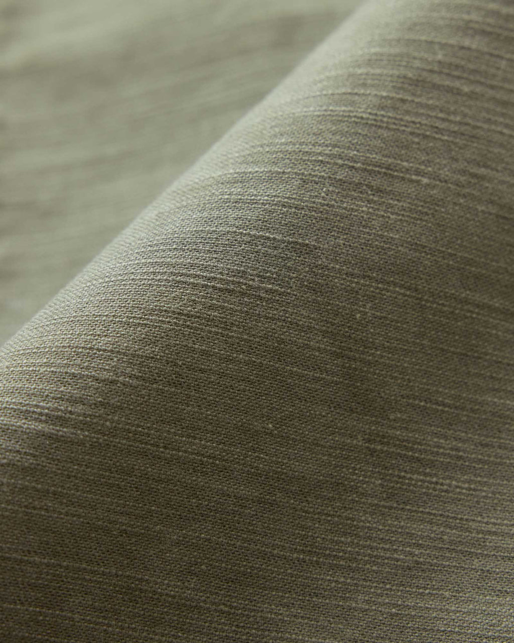 The Surplus Short in Field Olive Reverse Sateen